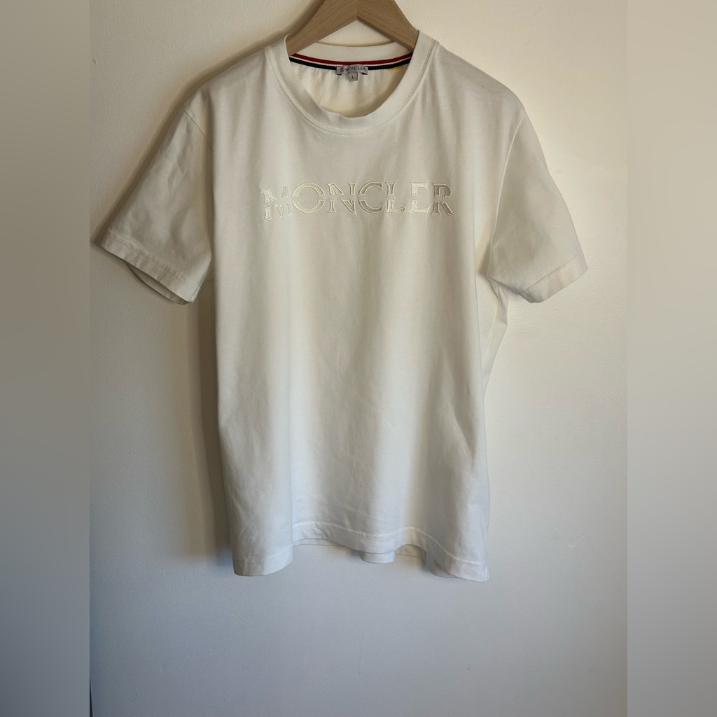Moncler Logo T-Shirt Size L